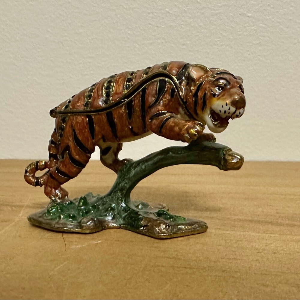 Tiger Keepsake Box by Kubla